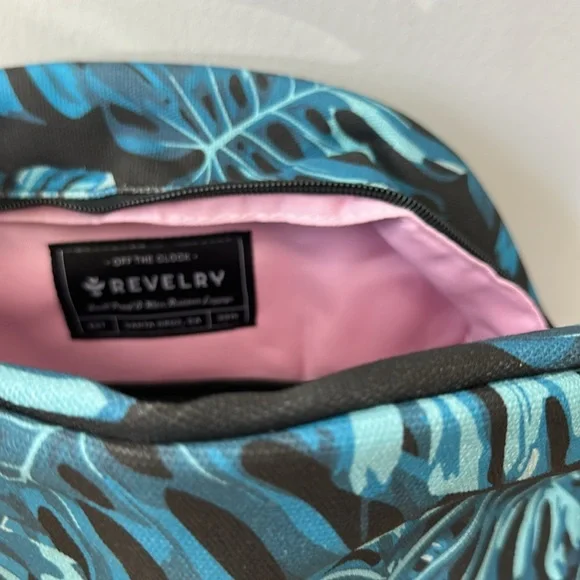 Revelry Blue Black Palm Print Canvas Water Resistant Backpack NWT - Picture 5 of 7